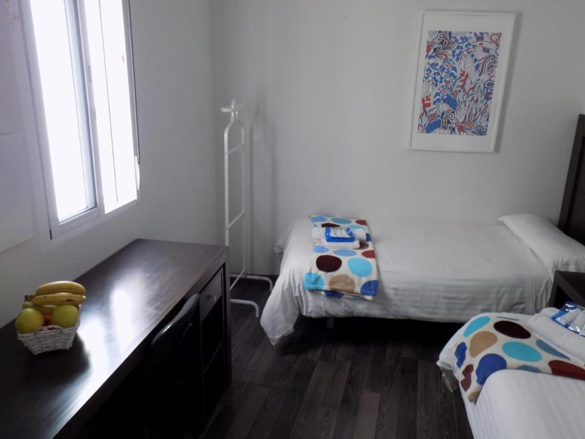 הוסטל סביליה Residencia Viriato מראה חיצוני תמונה