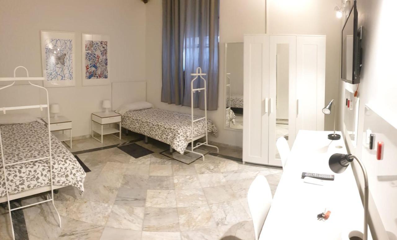 הוסטל סביליה Residencia Viriato מראה חיצוני תמונה