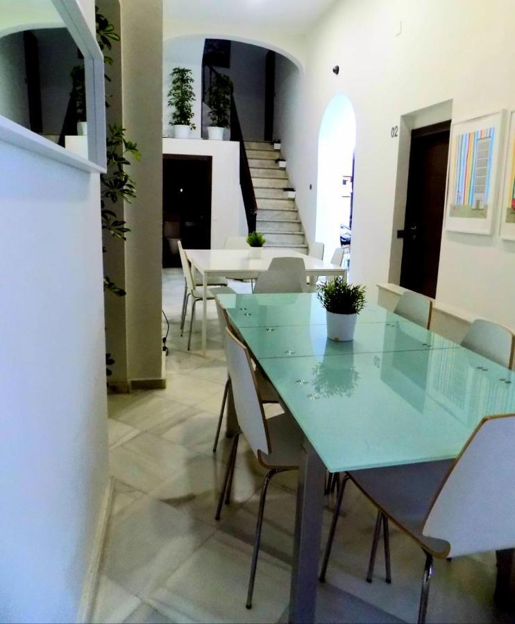 הוסטל סביליה Residencia Viriato מראה חיצוני תמונה