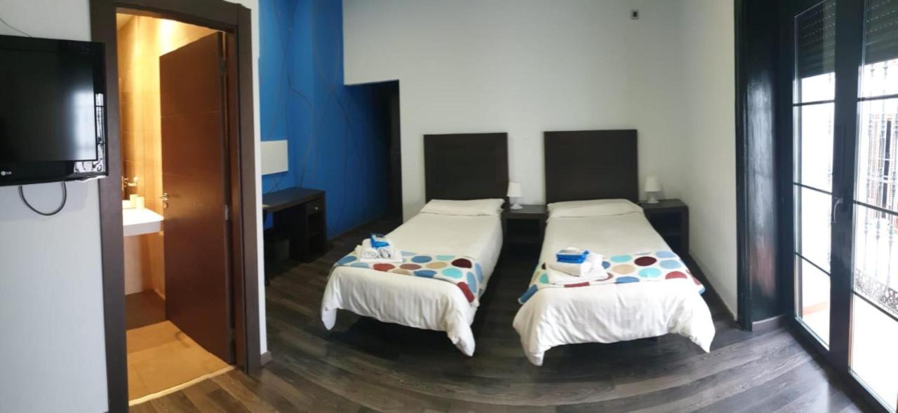 הוסטל סביליה Residencia Viriato מראה חיצוני תמונה